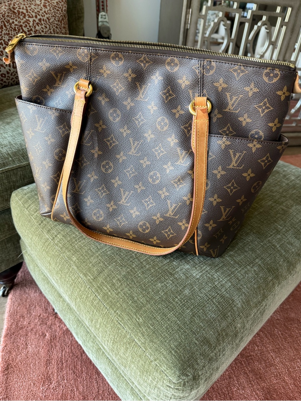 Louis Vuitton Monogram Canvas Brown Tote with Vachetta Leather - Picture 4 of 8